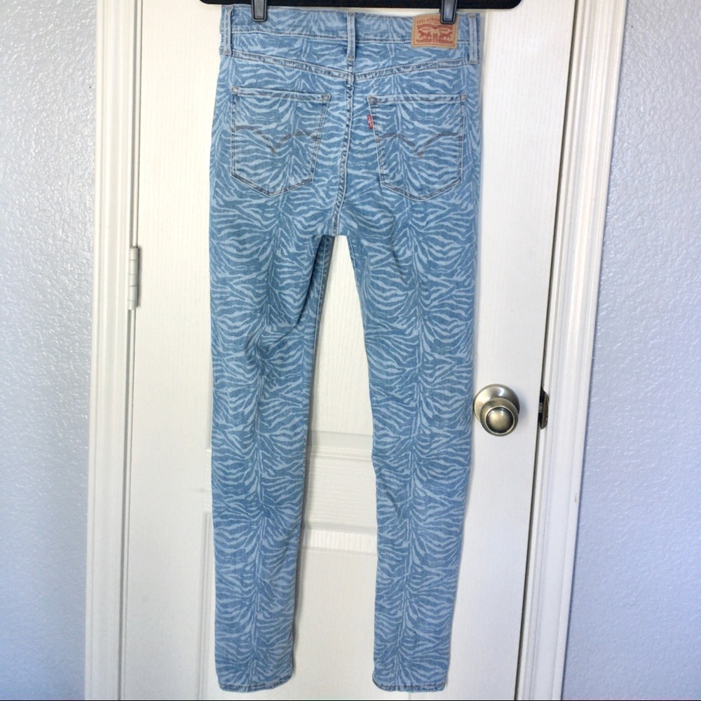 ❗️SOLD❗️Levi’s 720 Super Skinny High-rise Jeans - Picture 3 of 7